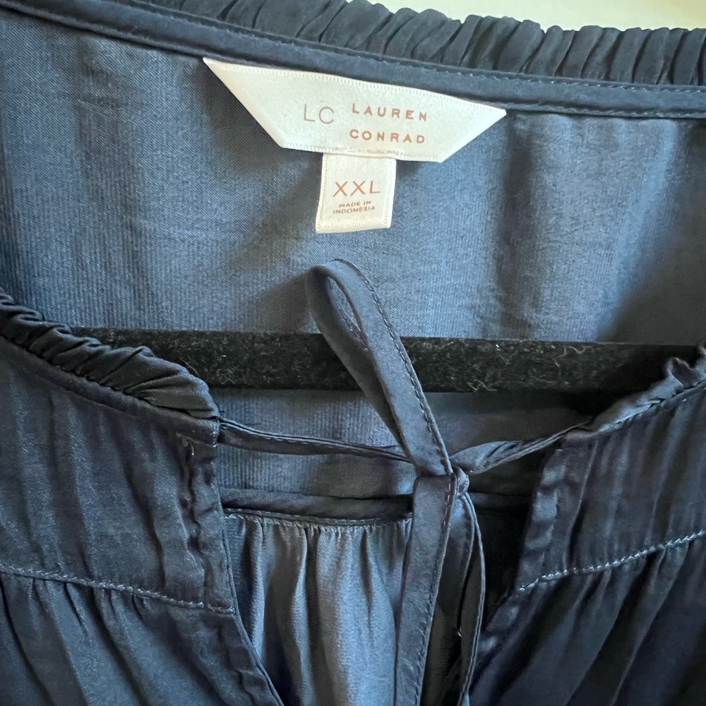 LC Lauren Conrad Navy Blue Blouse - Picture 2 of 3